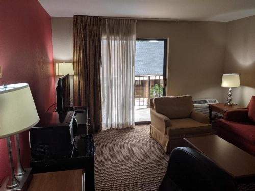 Ramada by Wyndham Raleigh image 12