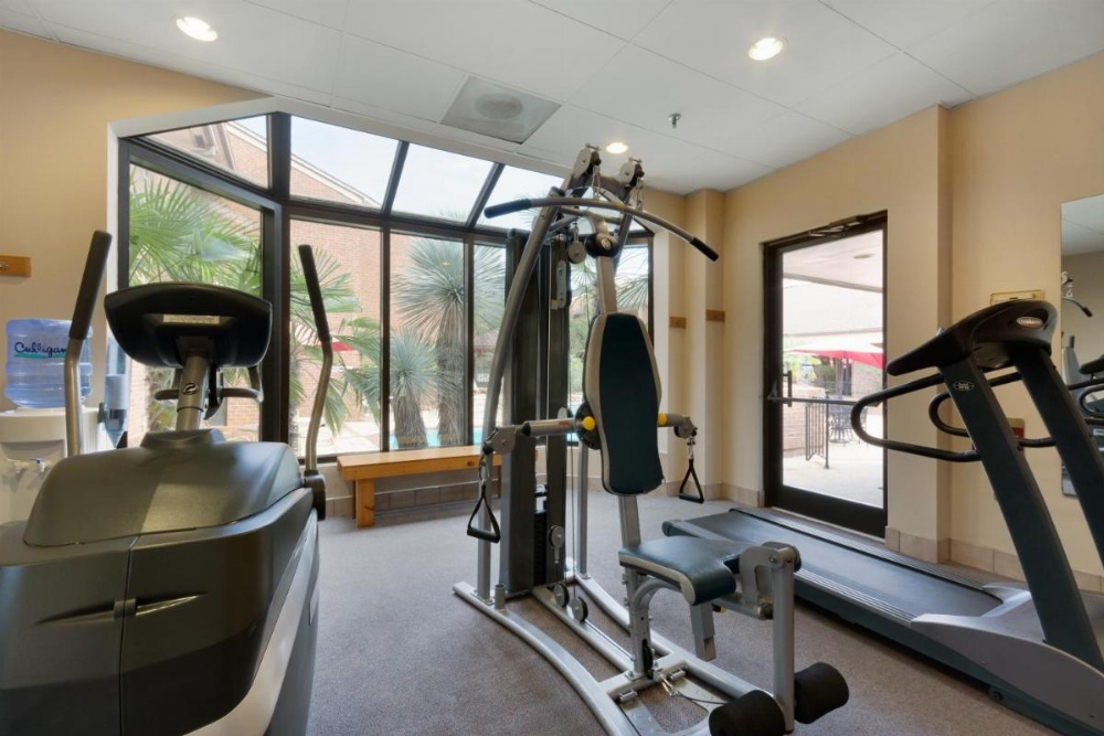 Ramada by Wyndham Raleigh Image 15