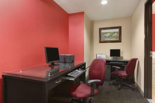 Ramada by Wyndham Raleigh image 28