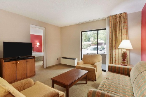 Ramada by Wyndham Raleigh image 32