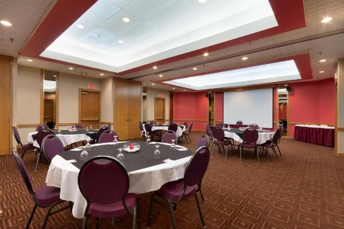 Ramada by Wyndham Raleigh image 5